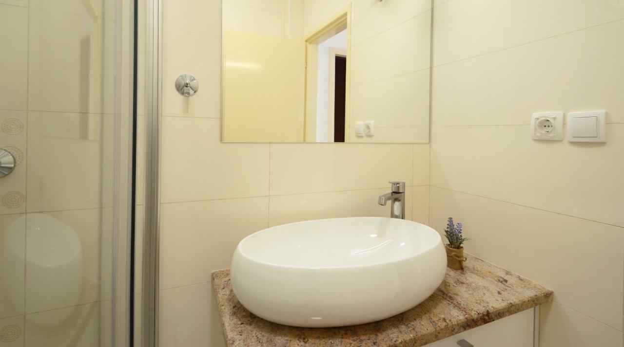 Apartment Jakov Grscica Prizba Exteriér fotografie
